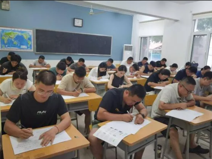 AA, amp, 育教学部刘 AA, amp, 育教学部刘