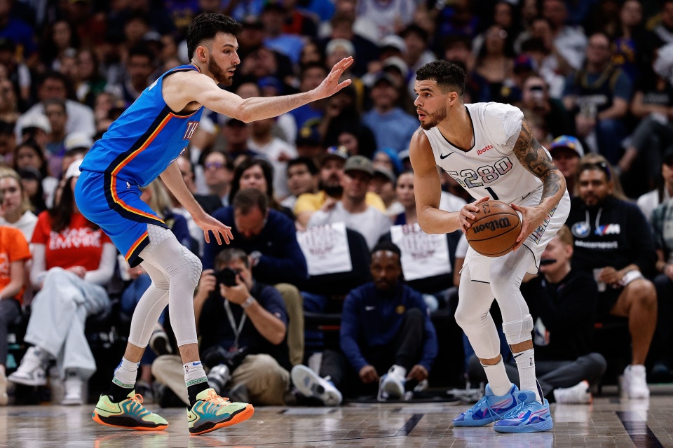 下出手投篮, Night, bE