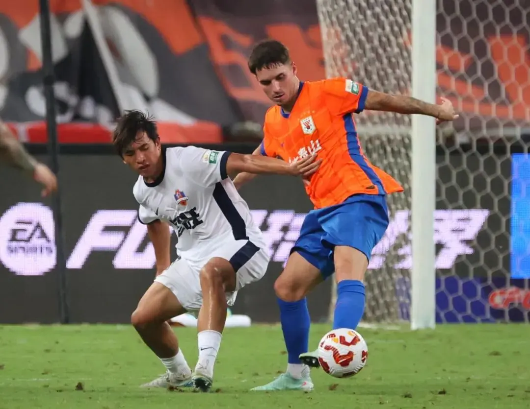 李源一, 任泰山队执 李源一, 任泰山队执