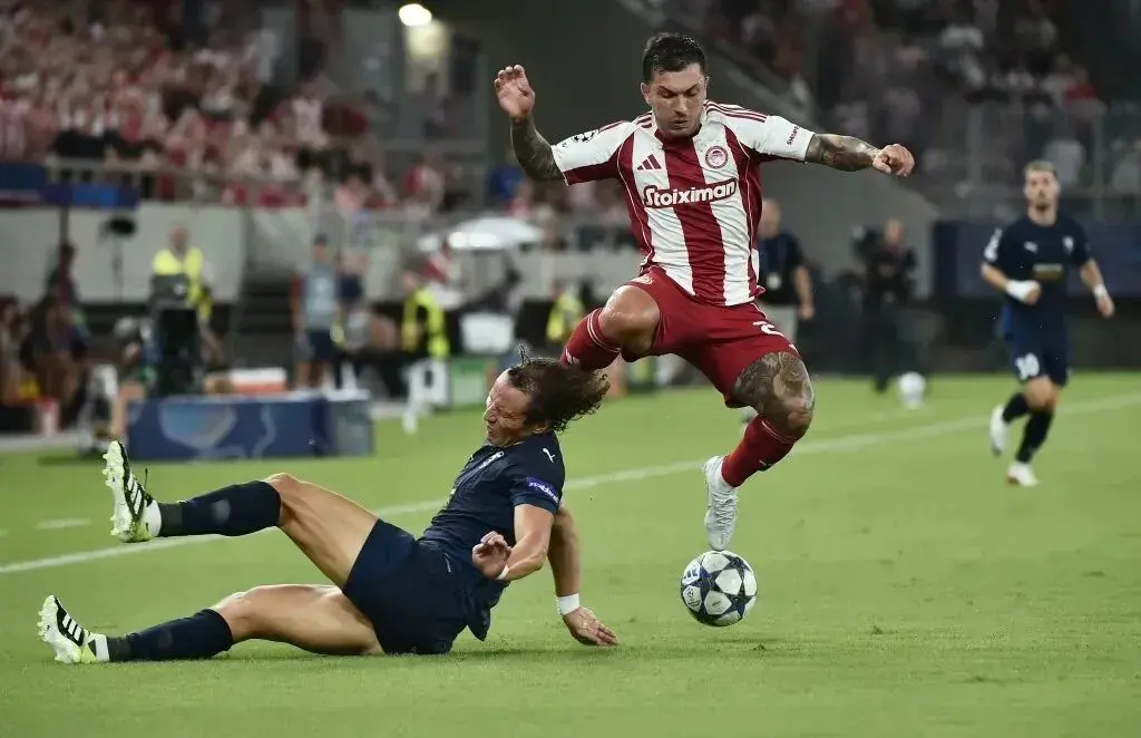 神情显得十, 欧冠